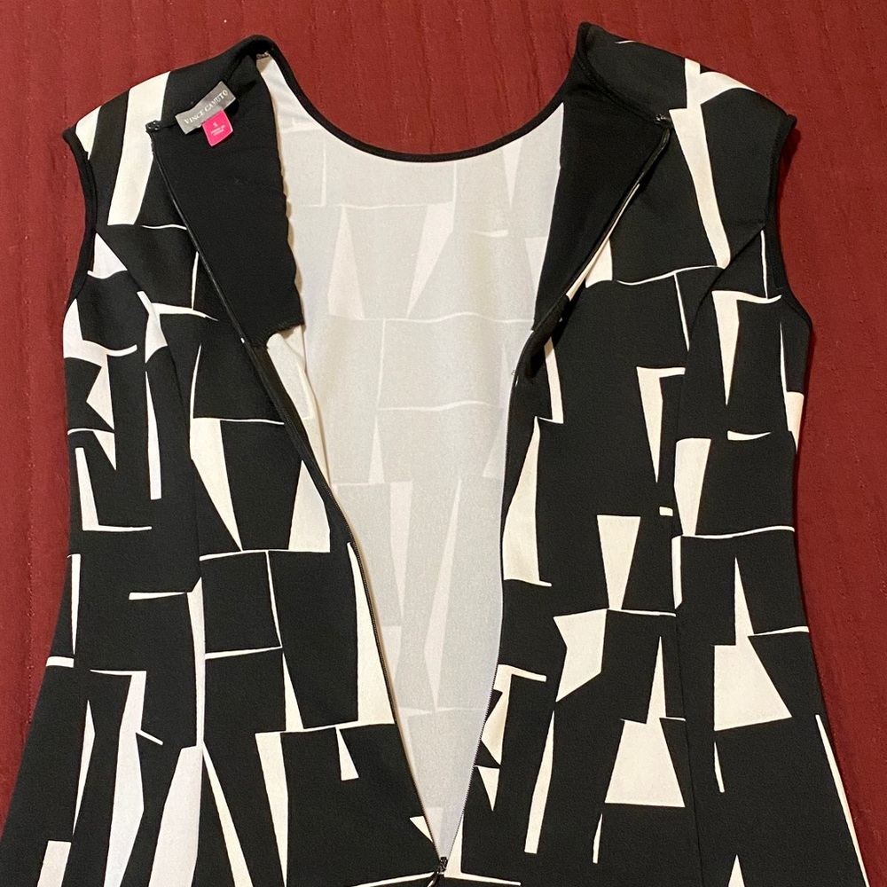 Vince Camuto Black and White Abstract Mini Dress - Picture 3 of 9
